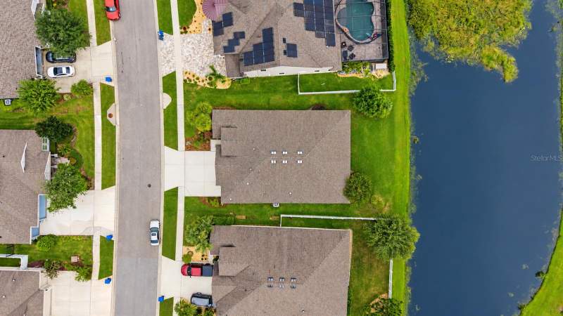 3 bedroom Single Family Residence at 8118 Water Color Drive, Lakeshore Ranch Ph I, Land O Lakes — photo 3