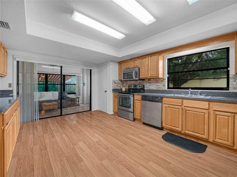 617 Wexford Court, Winter Haven FL - photo 11 of 38
