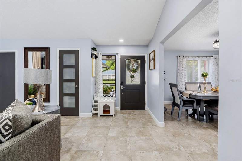 3 bedroom Single Family Residence at 15747 Scrimshaw Drive, Country Place West Unit I, Tampa — photo 3