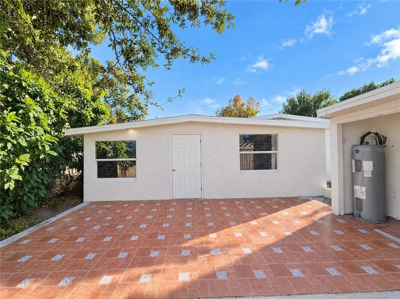 4 bedroom Single Family Residence at 3205 W Rogers Avenue, Mac Dill Park, Tampa — photo 5