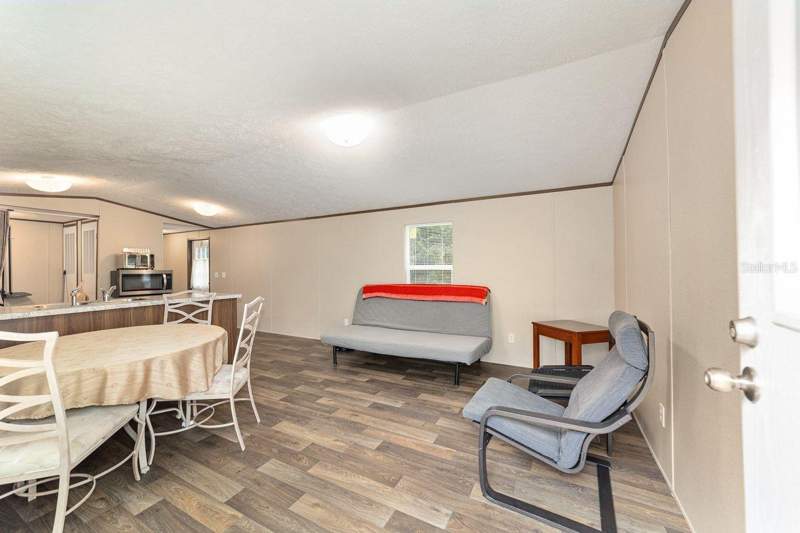 2 bedroom Manufactured Home at 11776 NW 21st Street, Ocala Estate, Ocala — photo 4