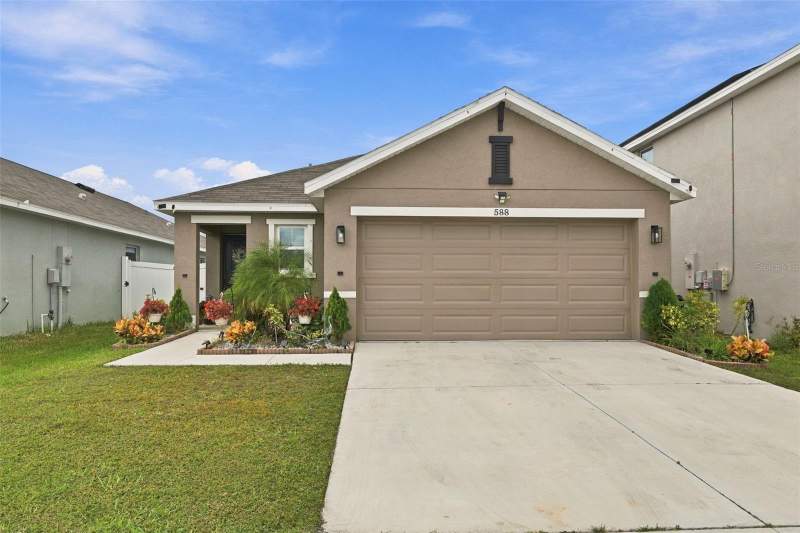 3 bedroom Single Family Residence at 588 Olive Conch Street, Shell Cove Ph 1, Ruskin — photo 4