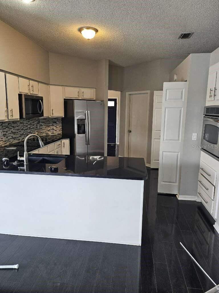 4 bedroom Single Family Residence at 10306 Early Mist Lane, Boyette Spgs Sec A Un #2, Riverview — photo 2