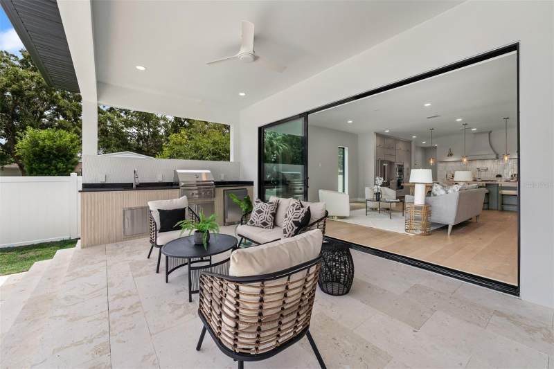 5 bedroom Single Family Residence at 2103 Gale Street, North Hampton Park, Orlando — photo 4