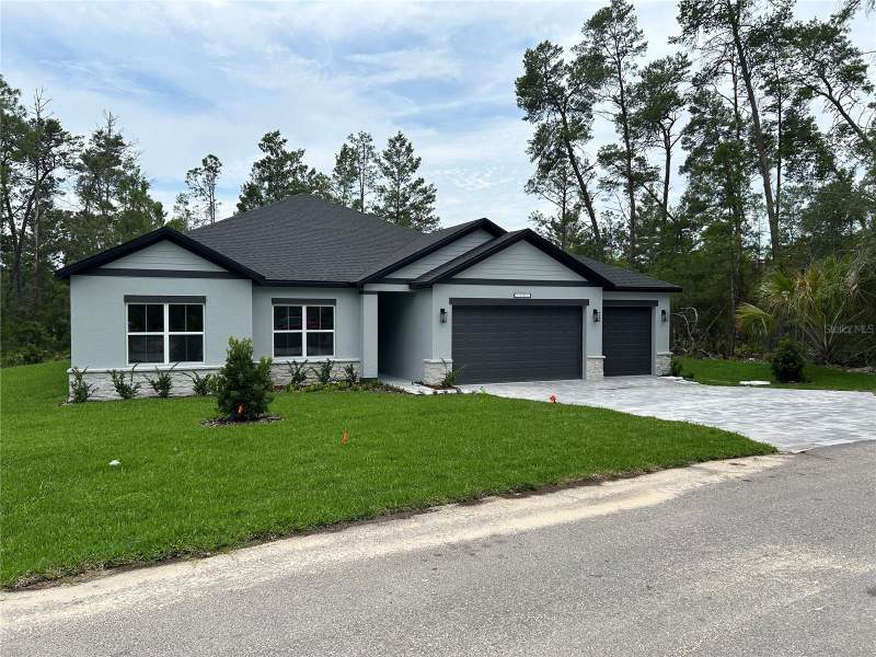 4 bedroom Single Family Residence at 8511 N Vince Drive, Citrus Springs Unit 4, Citrus Springs — photo 2