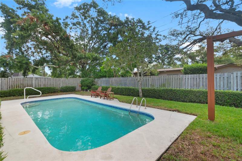 3 bedroom Single Family Residence at 1707 Ridgeway Drive, Woodmont Park Estates 1st Add, Clearwater — photo 5