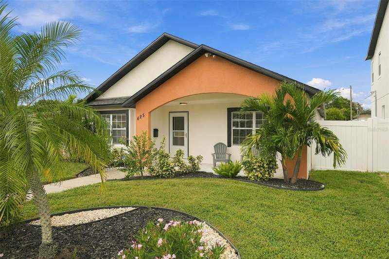 3 bedroom Single Family Residence at 625 Folsom Street, Pasadena Park, St Petersburg — photo 3