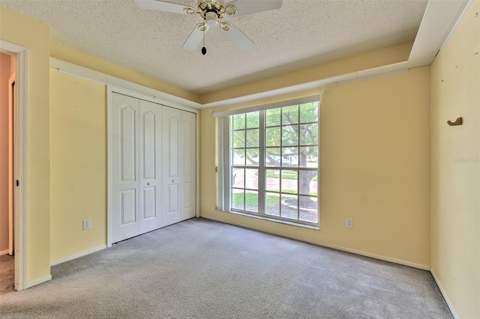 235 Lakeway Lane, Apollo Beach FL - photo 13 of 36