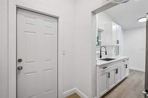 334 E Cornelius Circle, Sarasota FL - photo 17 of 26