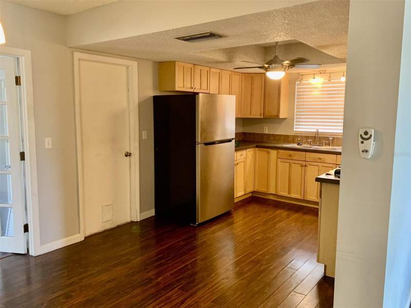 3 bedroom Single Family Residence at 5050 29th Avenue, Summit Grove, St Petersburg — photo 4