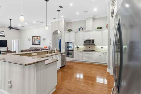 15108 Kestrelglen Way, Lithia FL - photo 13 of 55