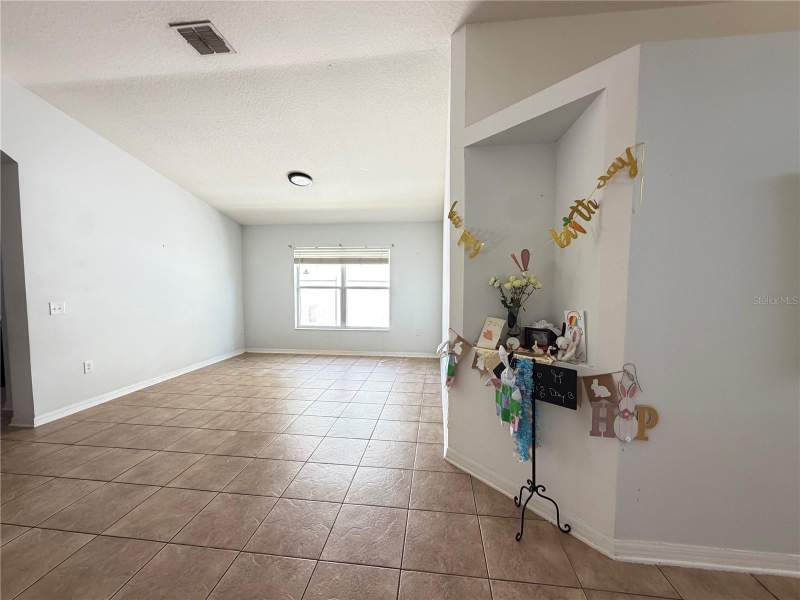 4 bedroom Single Family Residence at 945 Tramells Trail, Remington Prcl O, Kissimmee — photo 5