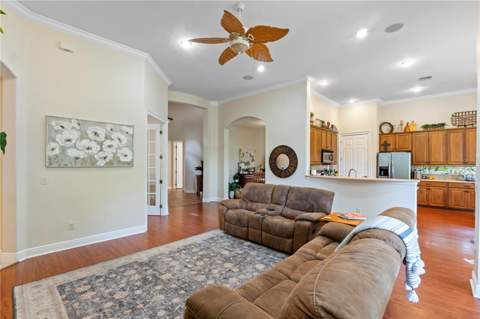 5204 Greens Drive, Lady Lake FL - photo 17 of 55