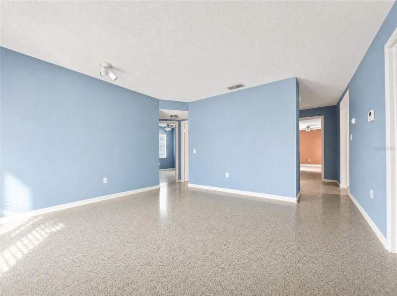3 bedroom Single Family Residence at 611 RIDGEFIELD AVENUE, BRENTWOOD HEIGHTS, OCOEE — photo 5