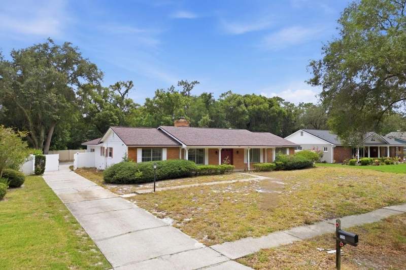 4 bedroom Single Family Residence at 1201 Wolverine Trail, Winter Spgs Unit 4, Winter Springs — photo 2