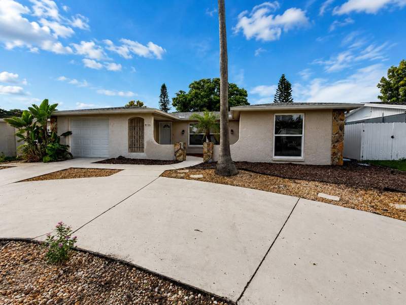 3 bedroom Single Family Residence at 9135 Greenbriar Lane, Regency Park, Port Richey — photo 3