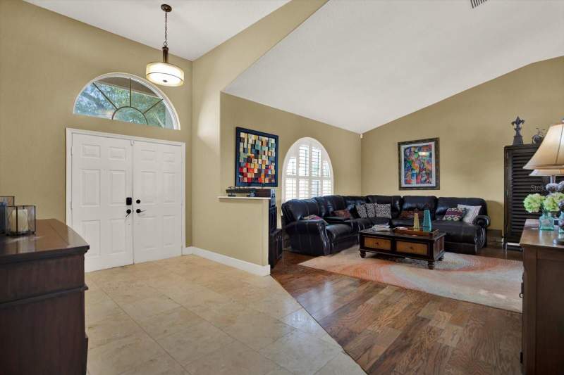 5 bedroom Single Family Residence at 804 Sandy Trail Place, Brentwood Hills Trct F Un 1, Brandon — photo 3