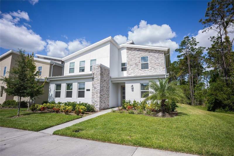 2701 BOOKMARK DRIVE home for sale in Cove Storey Lake