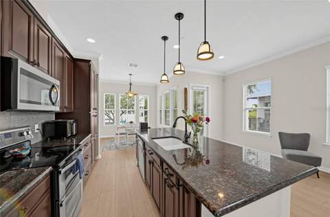 885 Taramundi Drive, Oviedo FL - photo 9 of 29