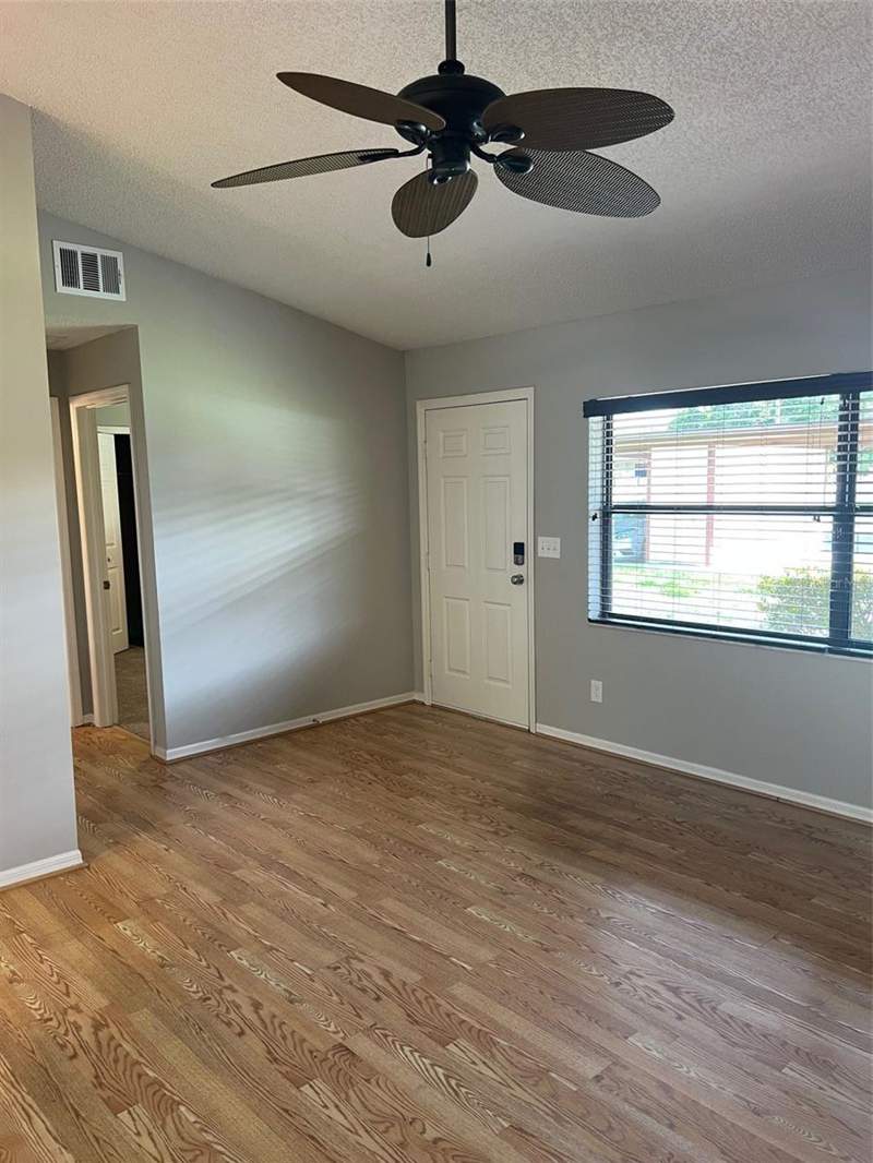 2 bedroom Condominium at 12449 Orangewood Circle #17, Summit Chase Villas Ph 01, Tavares — photo 2
