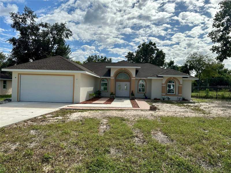 3 bedroom Single Family Residence at 17271 E Peggy Ave. Avenue, Dora Manor Sub, Mount Dora — photo 2