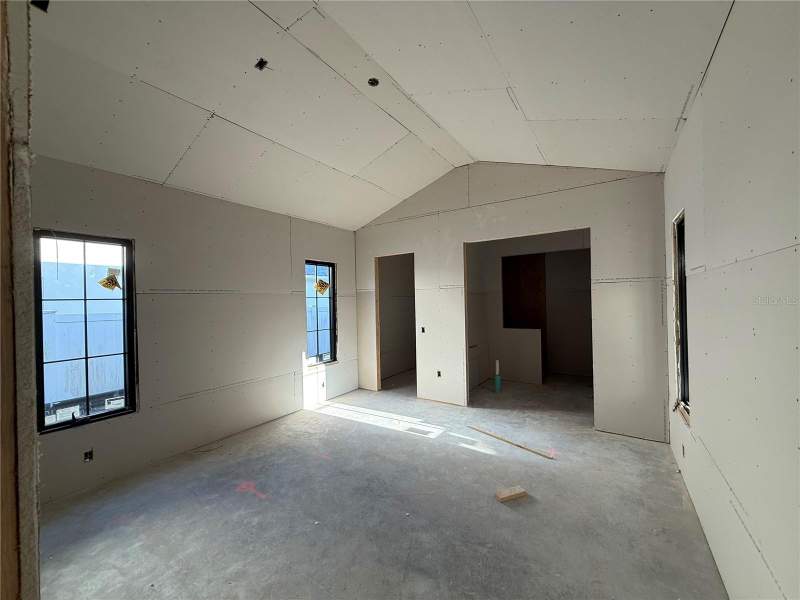 5 bedroom Single Family Residence at 207 E Kings Way, Charmont, Winter Park — photo 5