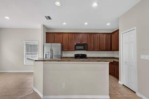 11231 Belle Haven Drive, New Port Richey FL - photo 24 of 78