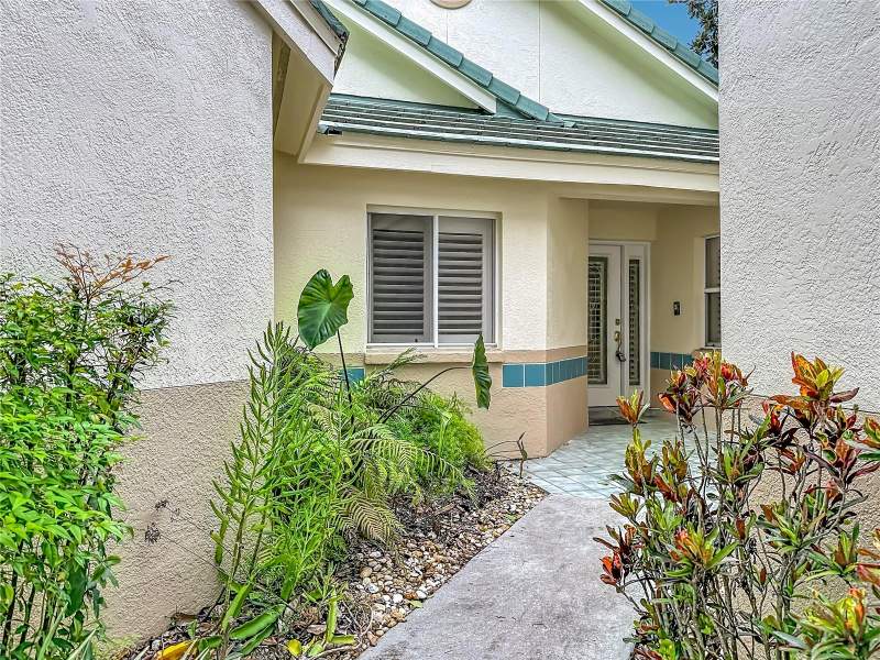 3 bedroom Single Family Residence at 15886 Sanctuary Drive, Tampa Palms Unit 4B Rep Of, Tampa — photo 4