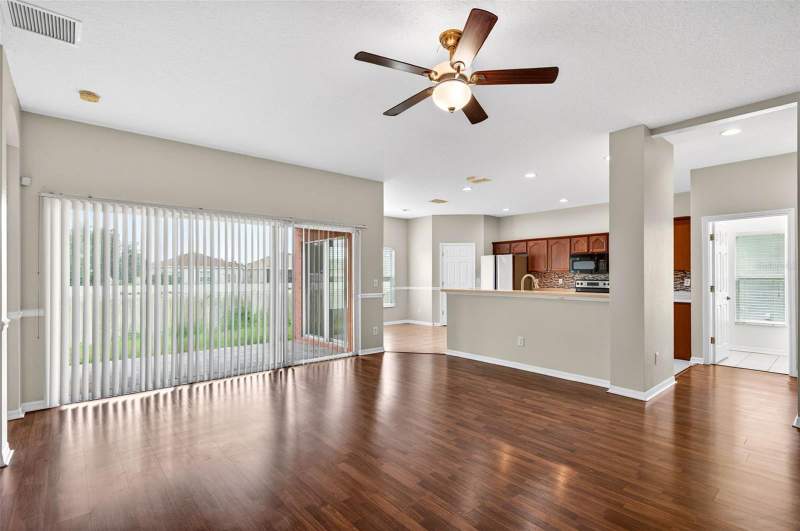 5 bedroom Single Family Residence at 612 Marion Hill Lane, Bahia Lakes Ph 2, Ruskin — photo 4
