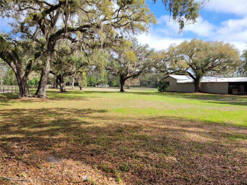 3 bedroom Single Family Residence at 22397 Mondon Hill Road, East Brooksville, Brooksville — photo 4