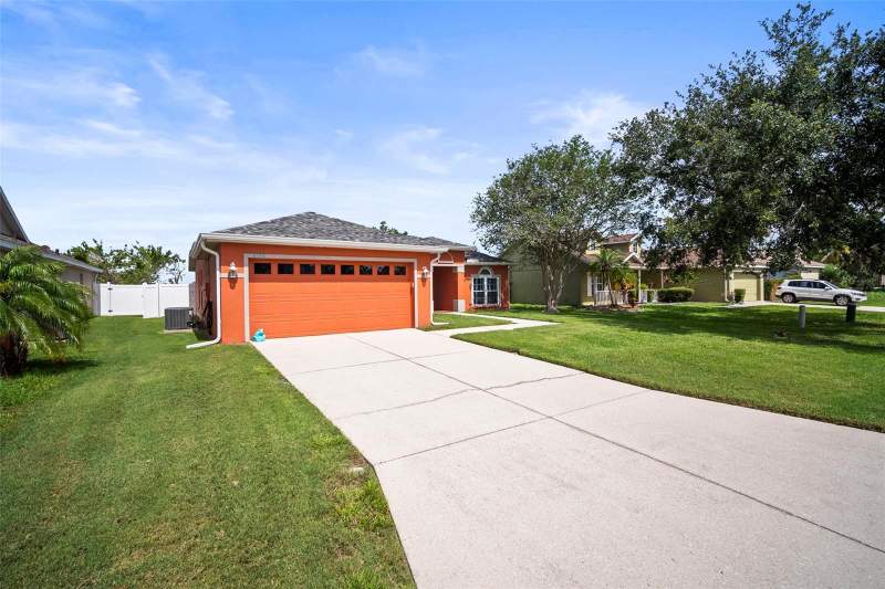 4 bedroom Single Family Residence at 4194 Banbury Circle, Kingsfield Ph II, Parrish — photo 2