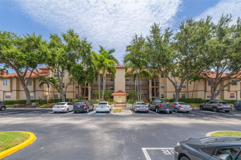 2 bedroom Condominium at 2400 Feather Sound Drive #914, Audubon Condo At Feather Sound, Clearwater — photo 3