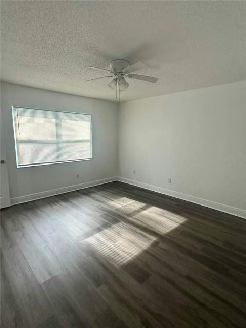 1060 Dees Drive, Oviedo FL - photo 10 of 20