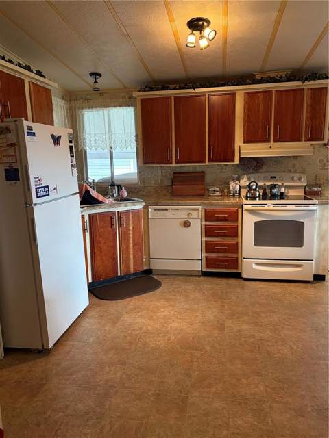 193 E Sweet Circle, Winter Haven FL - photo 10 of 19