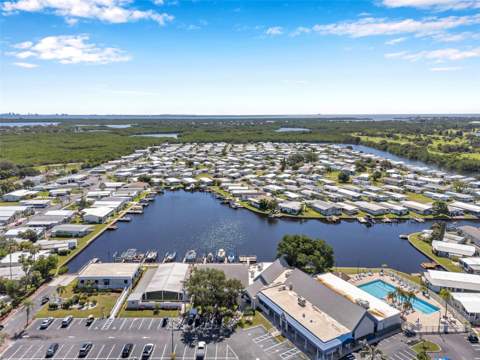 605 Mount Lancaster Avenue #634, St Petersburg FL - photo 12 of 56