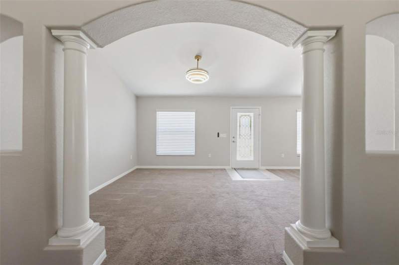 4 bedroom Single Family Residence at 12155 Peregrine Falcon Avenue, Royal Highlands, Weeki Wachee — photo 4