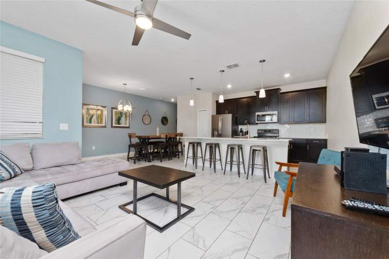 4 bedroom Townhouse at 8930 Stinger Drive, Stoneybrook South Ph J-2 & J-3, Davenport — photo 3