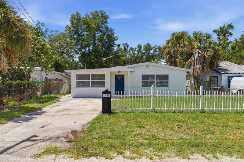 4 bedroom Single Family Residence at 4009 E Powhatan Avenue, Bellmont Heights, Tampa — photo 2