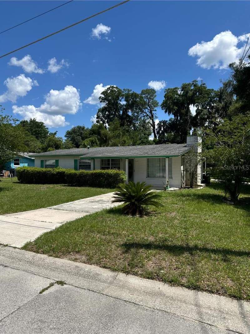 2 bedroom Single Family Residence at 2602 NW 18th Street, Howard Heights, Ocala — photo 2