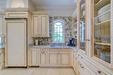 829 Bruce Avenue, Clearwater Beach FL - photo 9 of 71