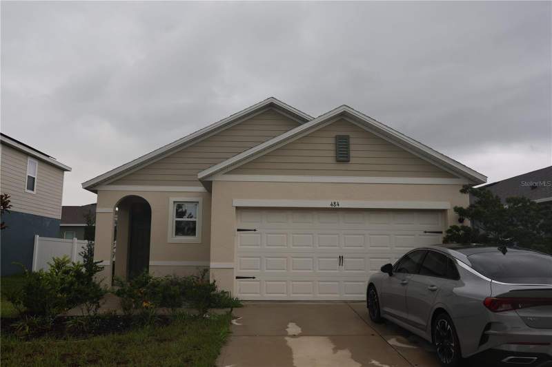 3 bedroom Single Family Residence at 484 LILY LANE, ASTONIA, DAVENPORT — photo 1