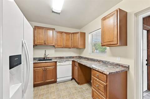 1007 21st Avenue, Palmetto FL - photo 9 of 43