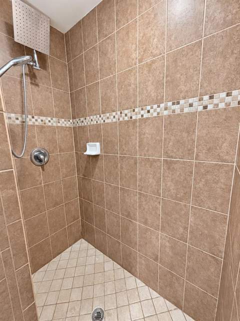 8439 Glover Avenue, North Port FL - photo 12 of 25