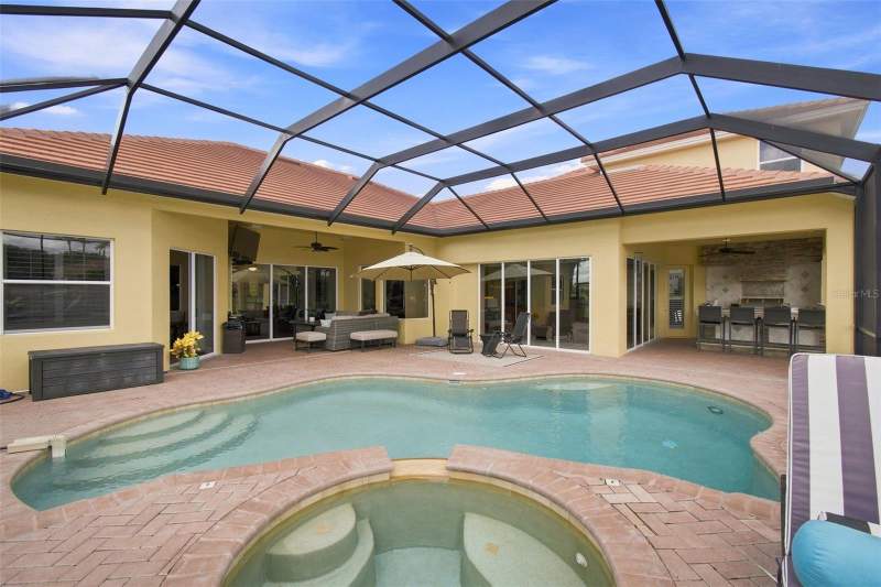 4 bedroom Single Family Residence at 10801 Barbados Isle Drive, Cory Lake Isles Ph 4 Unit 1, Tampa — photo 2