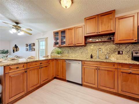 1900 68th Street #301, St Petersburg FL - photo 6 of 6