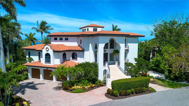 4 bedroom Single Family Residence at 12925 42nd Terrace, Sunset Harbor, Cortez — photo 3