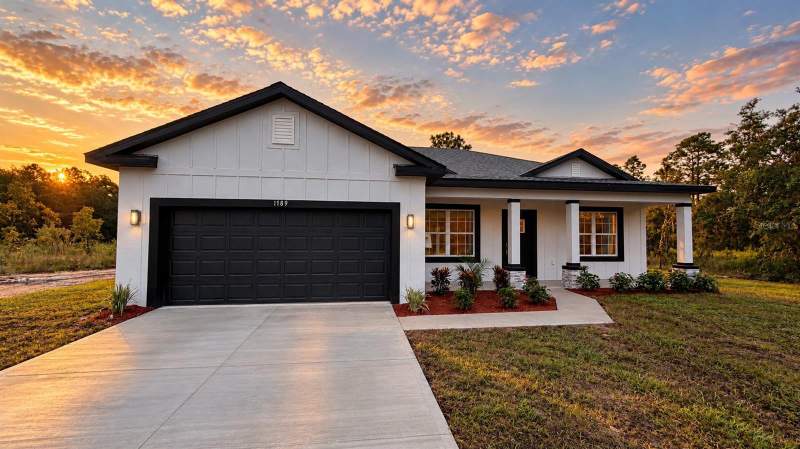 1789 SW VIBURNUM ROAD home for sale in Rainbow Lakes Estate