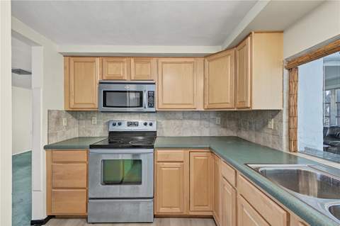 8511 Sunflower Lane, Hudson FL - photo 18 of 42