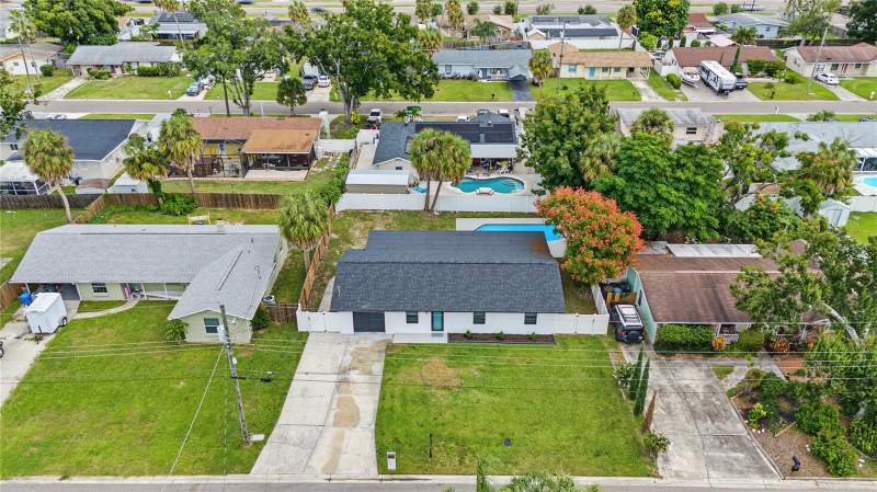 4 bedroom Single Family Residence at 5007 Shetland Avenue, Bay Crest Park Unit 01, Tampa — photo 3