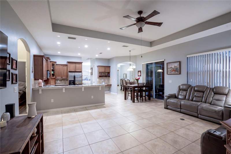 4 bedroom Single Family Residence at 204 Shady Heather Lane, Groveland Cherry Lake Oaks, Groveland — photo 5